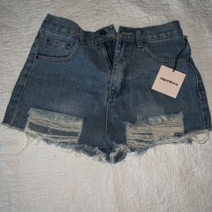 Super down jean shorts
